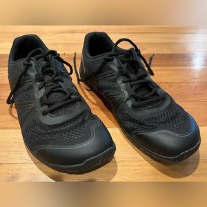 Xero shoes, HFS, Mens 7.5/Women’s 9, black, vegan